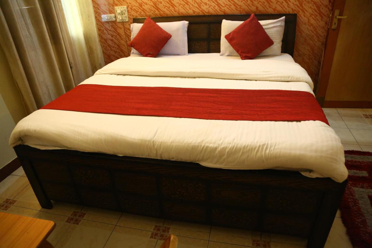 Hotel Diamond Palace Chandīgarh Exteriér fotografie